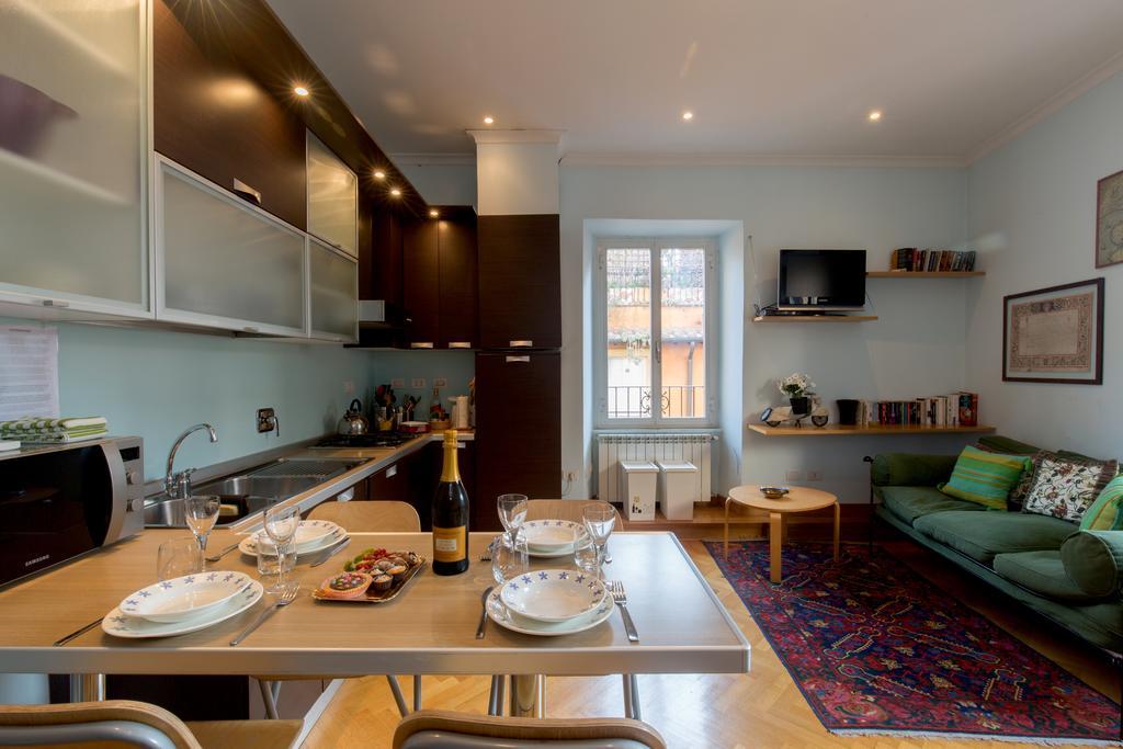 Holidays Banchi Vecchi Apartment Roma Exterior foto